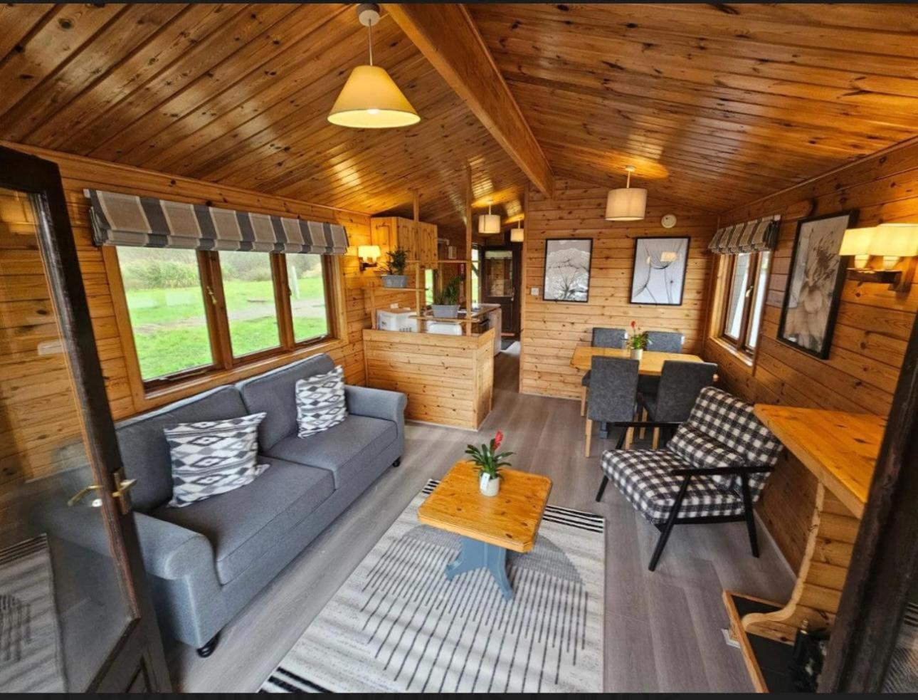Hickling Broads Lodge Houseboat ستالهام المظهر الخارجي الصورة